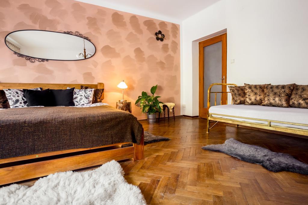 Kristinka Hotel Cesky Krumlov Exterior photo
